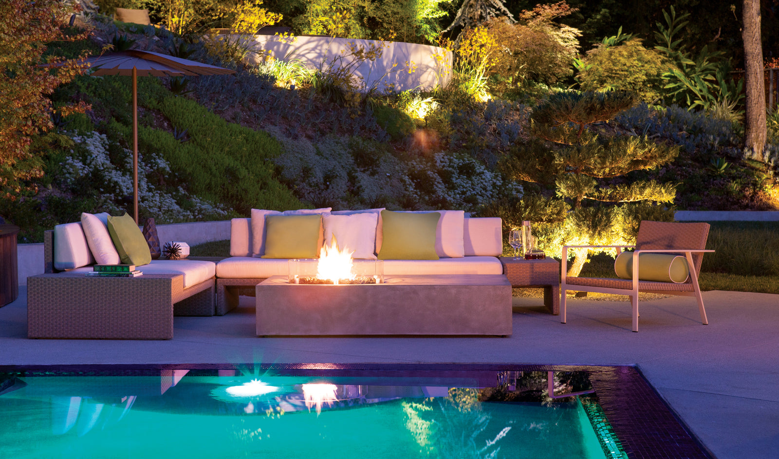 Top 5 Outdoor Fireplaces 2021