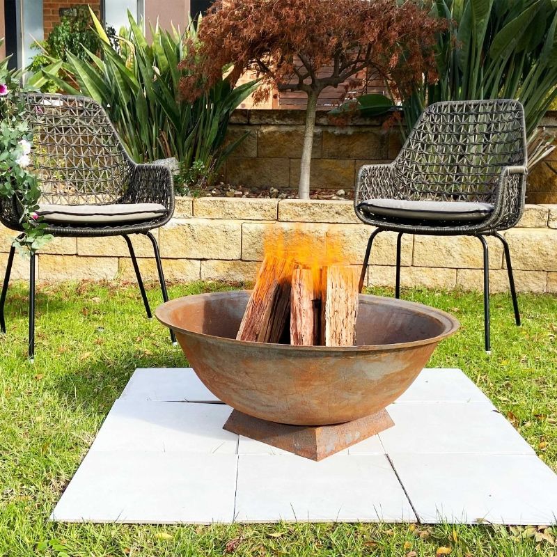 100CM Cast Iron Fire Pit Deep Bowl In Fire Outdoor
