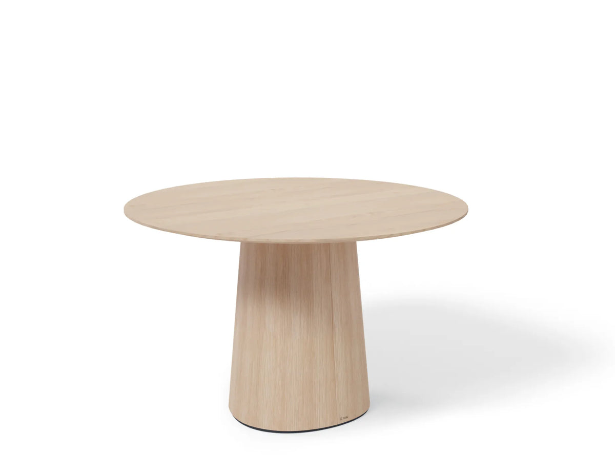 P.O.V. 462 130cm Round Dining Table