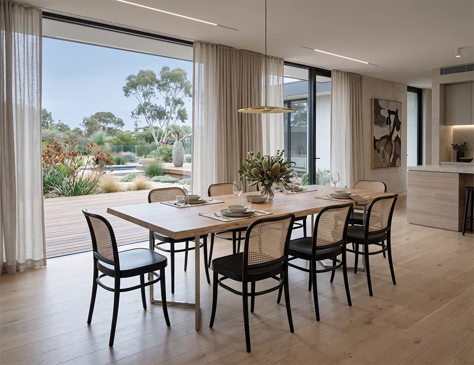 811 Hoffmann Dining Chair