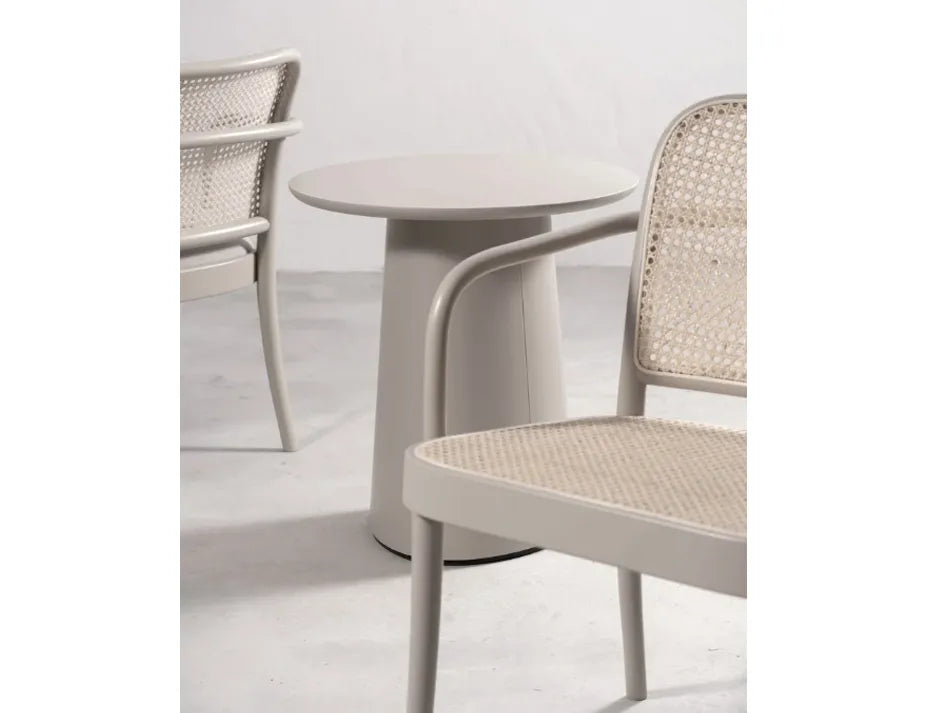 811 Lounge Armchair