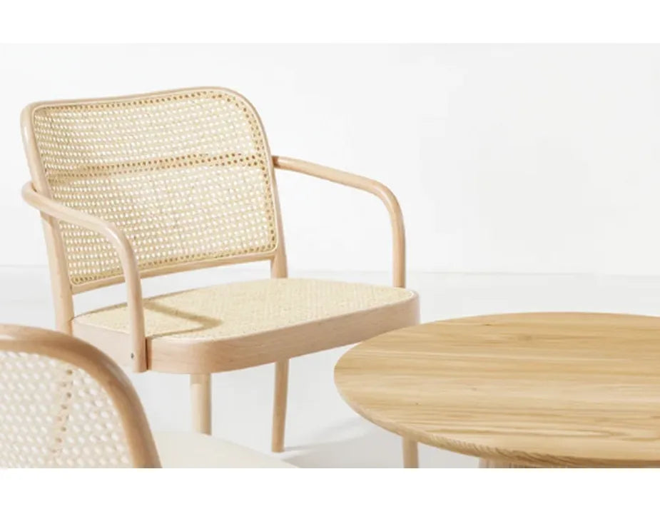 811 Lounge Armchair