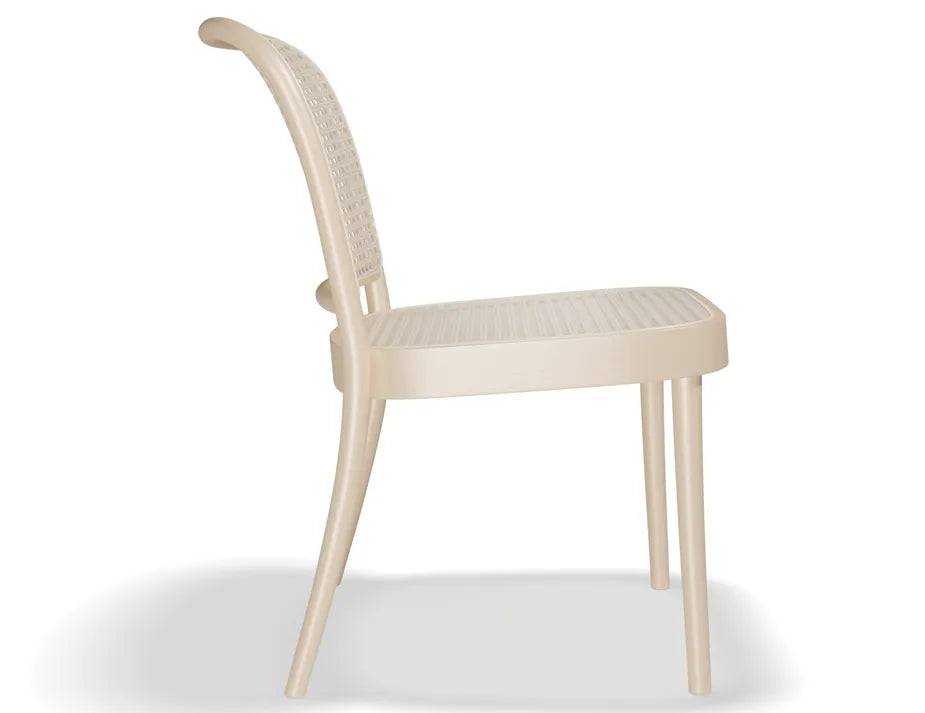 811 Lounge Chair