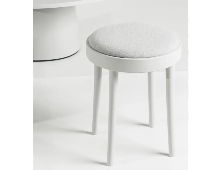 822 Low Stool