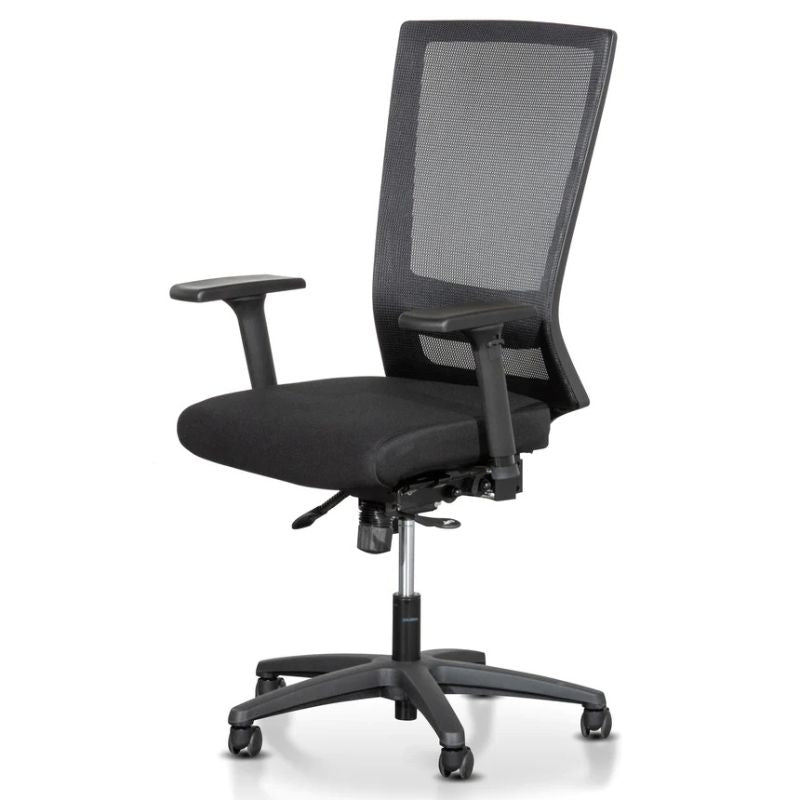 Amberidge High Back Mesh Office Chair Black Angle