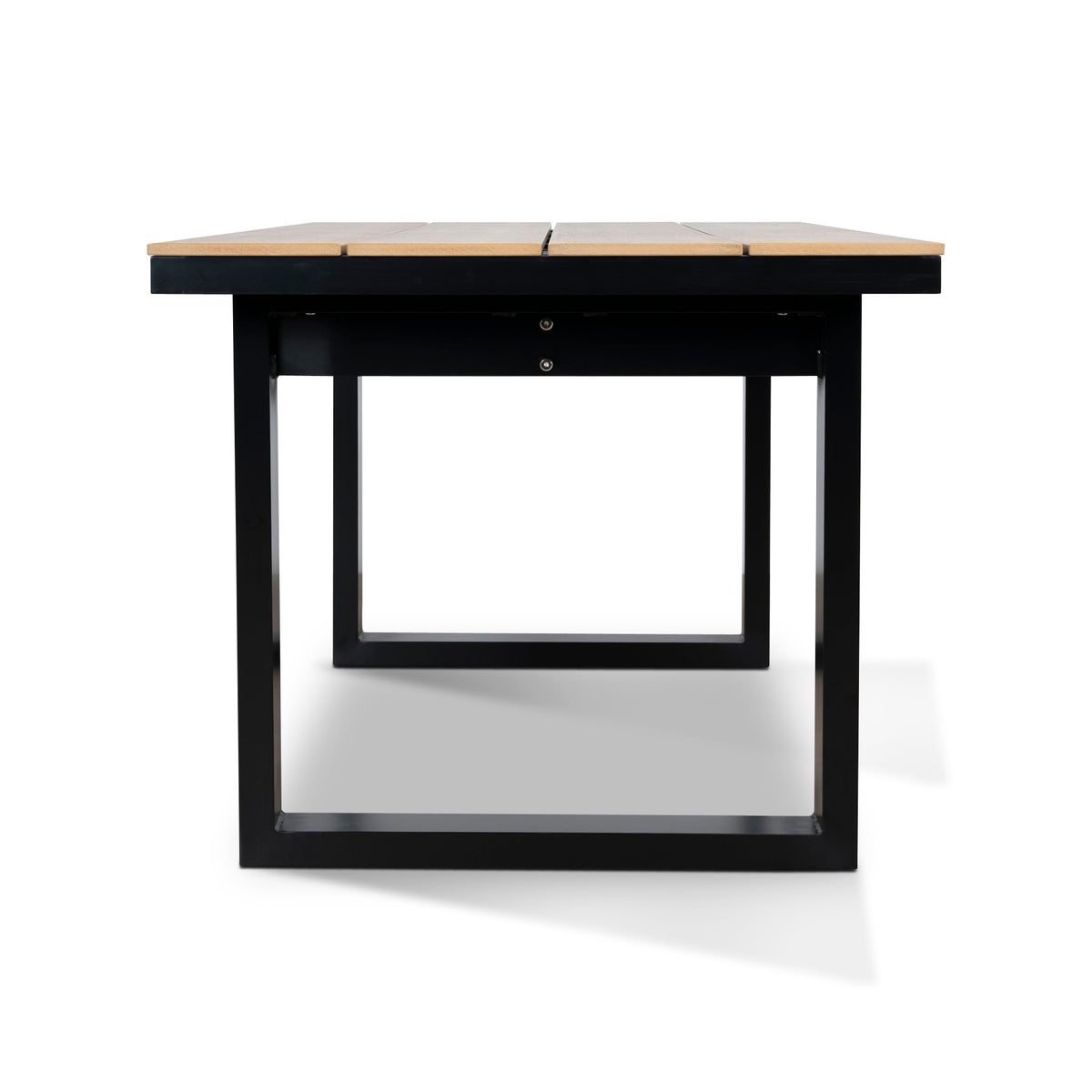 Muncastor 160cm Outdoor Dining Table