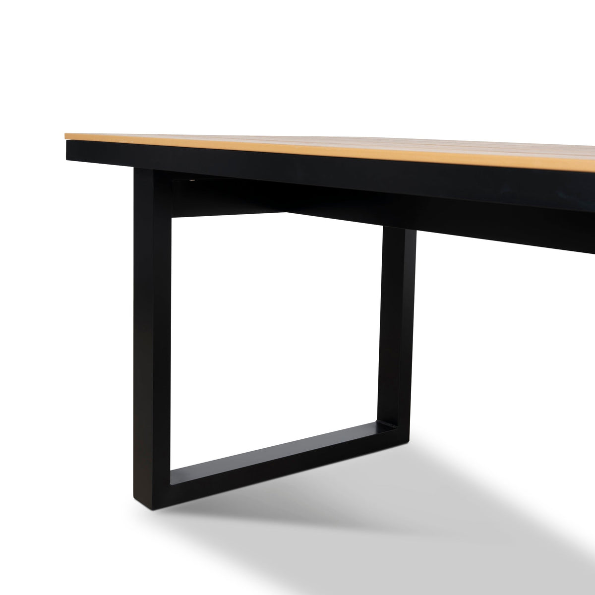 Muncastor 160cm Outdoor Dining Table