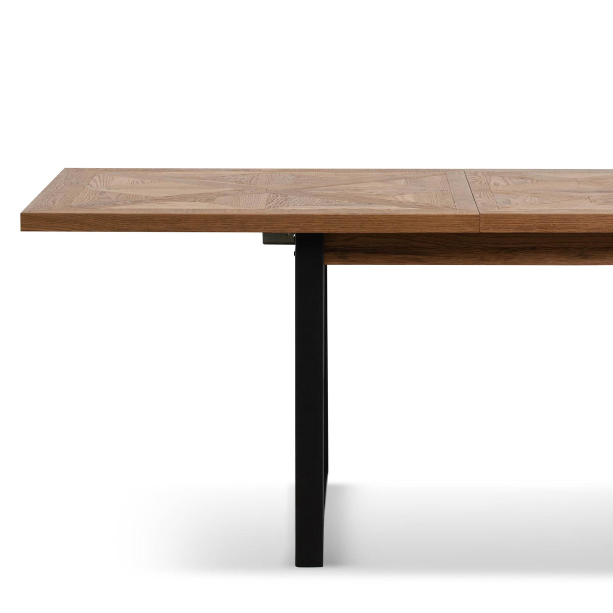 Plymstock 180cm Extendable Dining Table