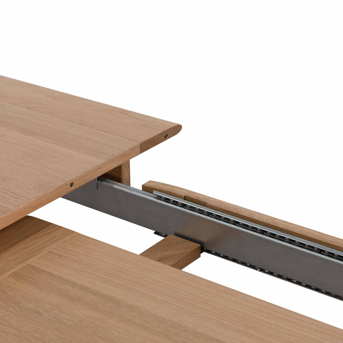 Iping Extendable Dining Table