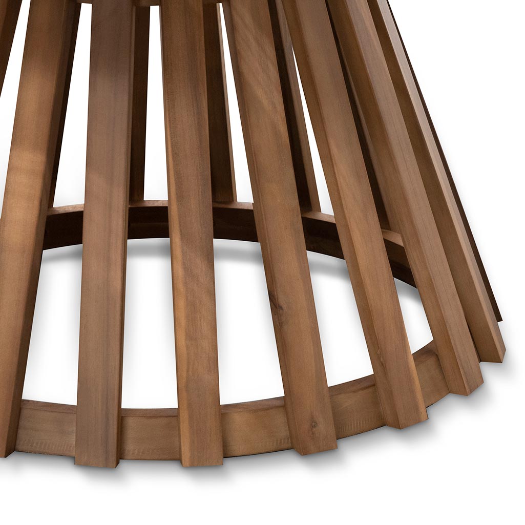 Sennow 135cm Round Dining Table
