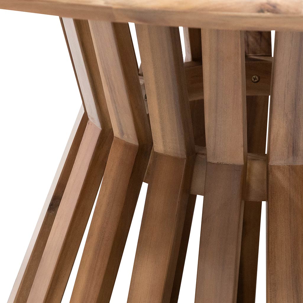 Sennow 135cm Round Dining Table