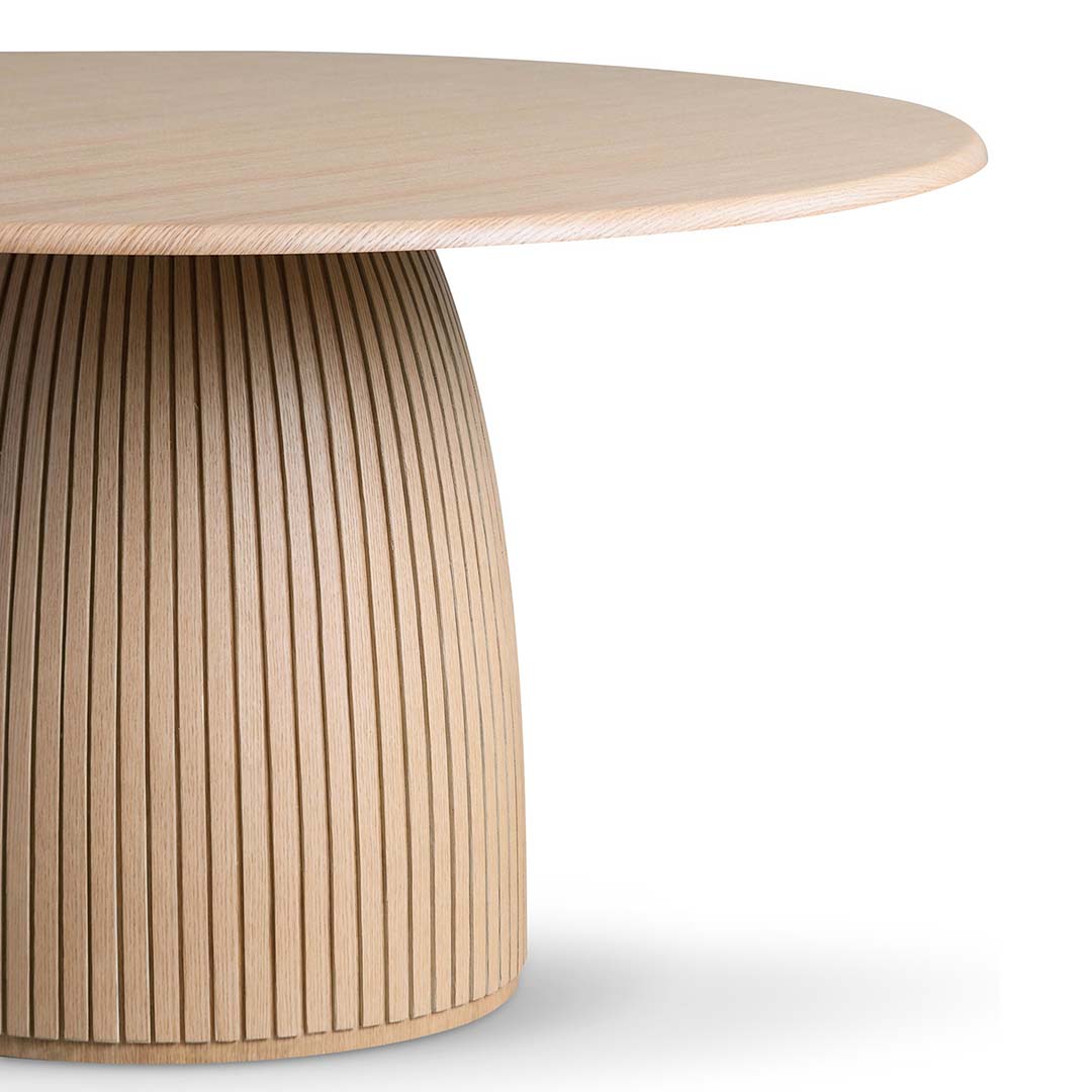 Leintwardine 140cm Round Dining Table