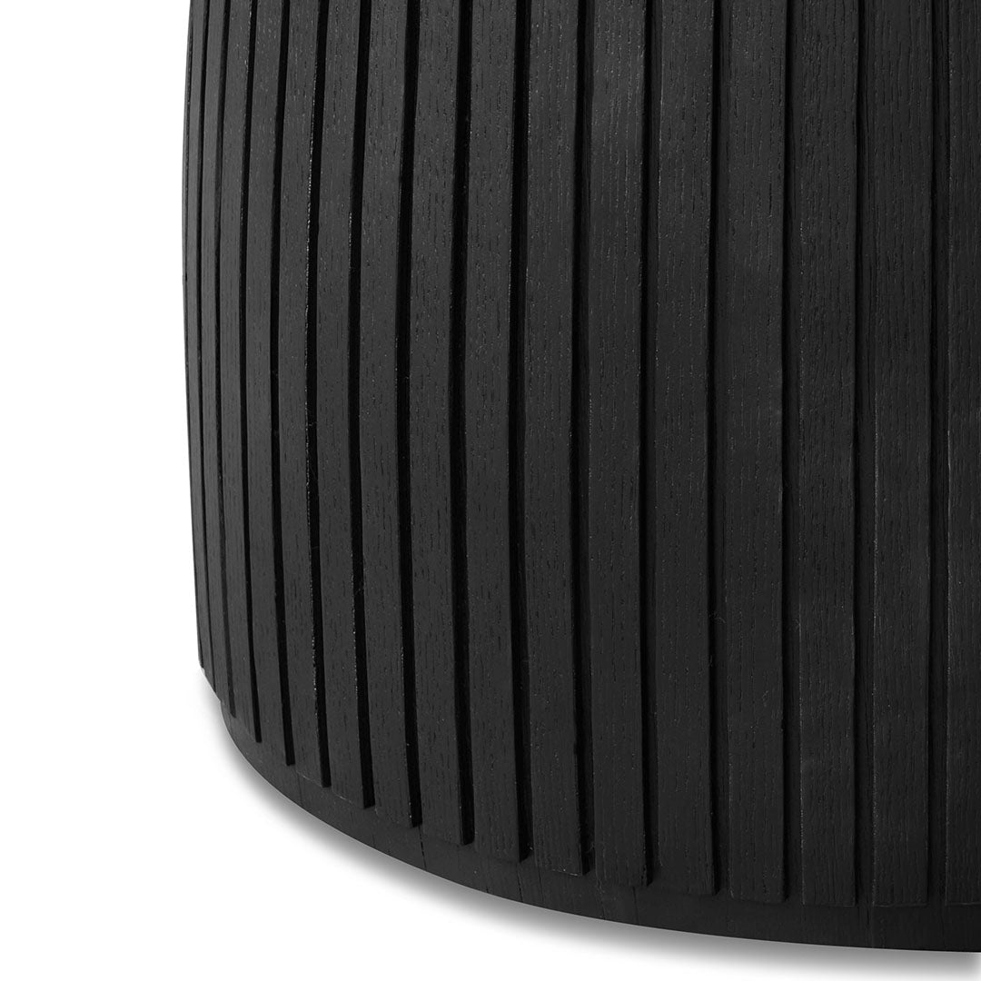 Leintwardine 140cm Round Dining Table