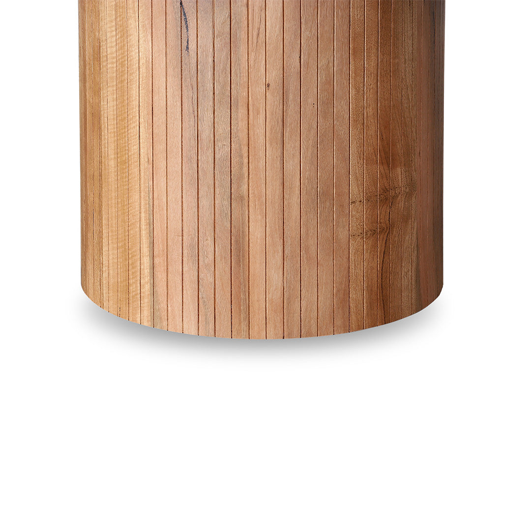 Saxonstone 135cm Round Dining Table