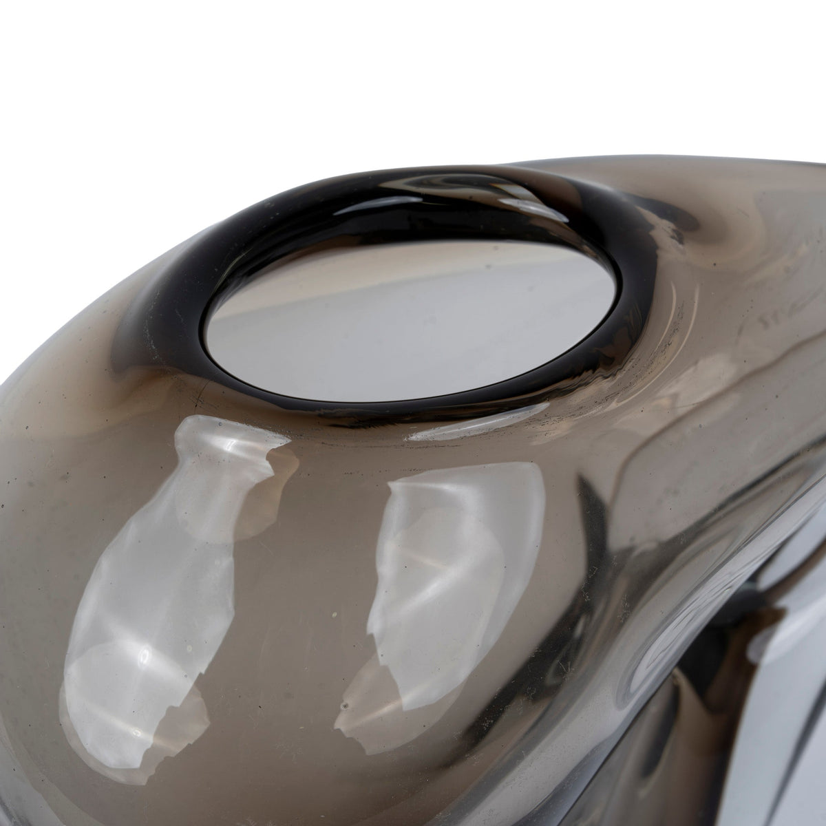 Ravenfield Arc Shadow Vase