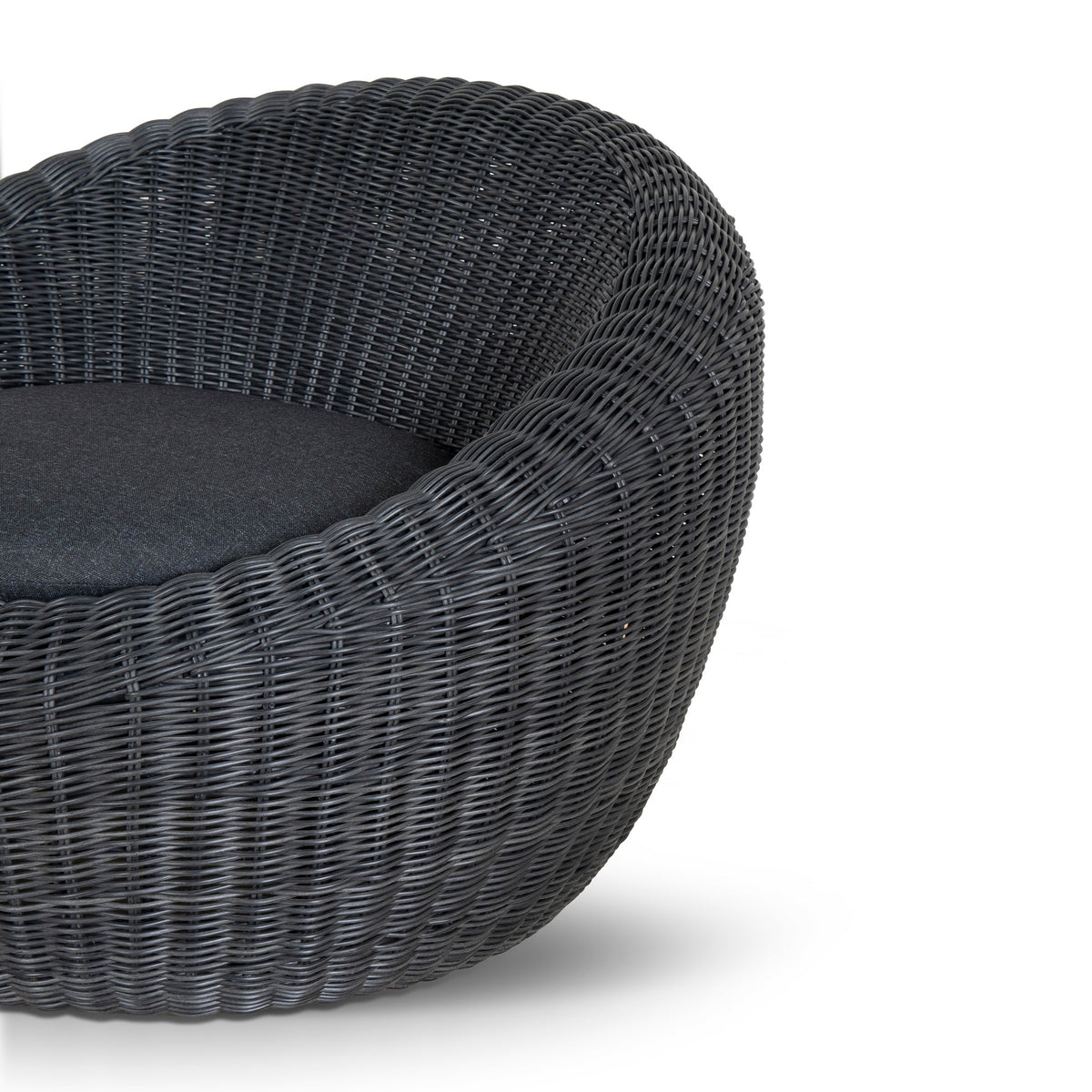 Selby Outdoor Lounge Chair