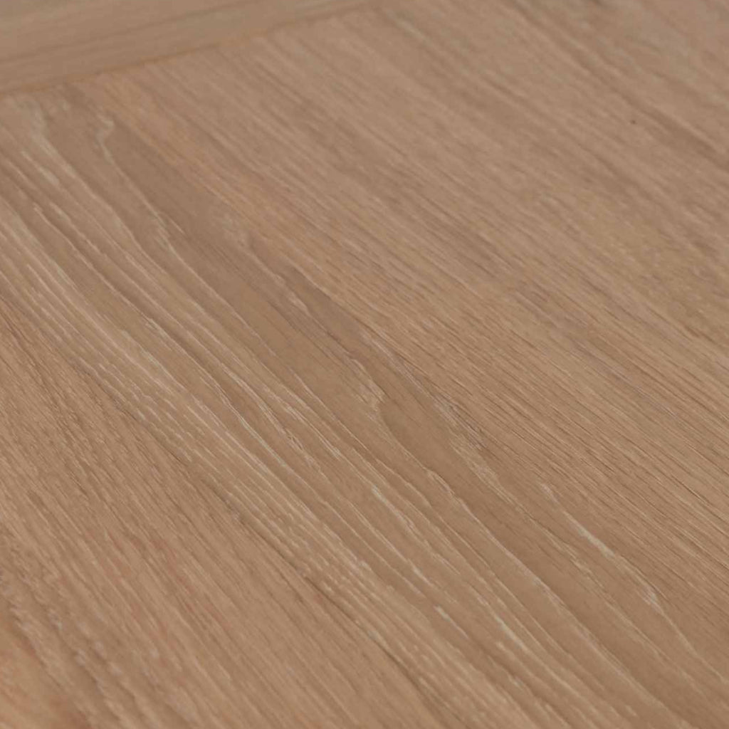 Iping Extendable Dining Table