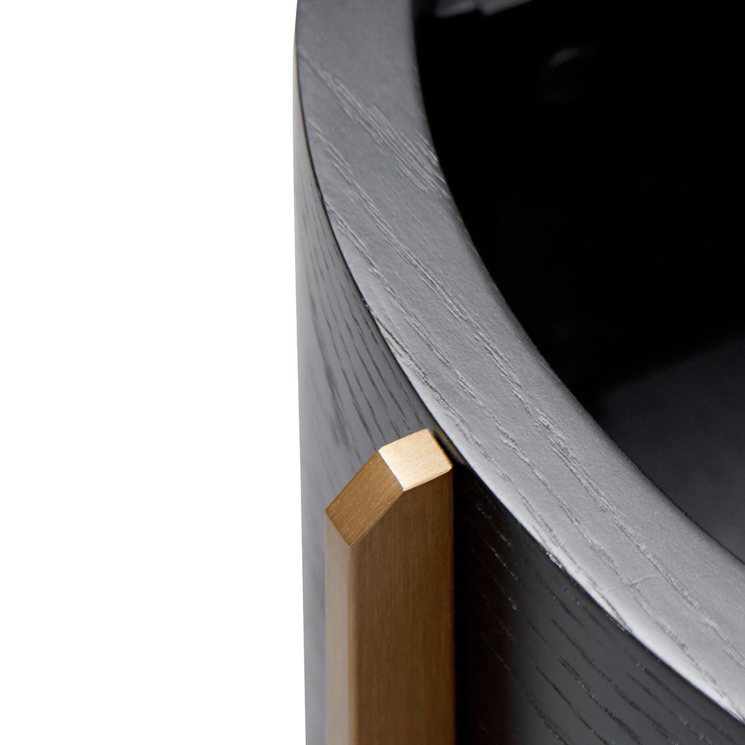 Yarnfield 46cm Round Bedside Table