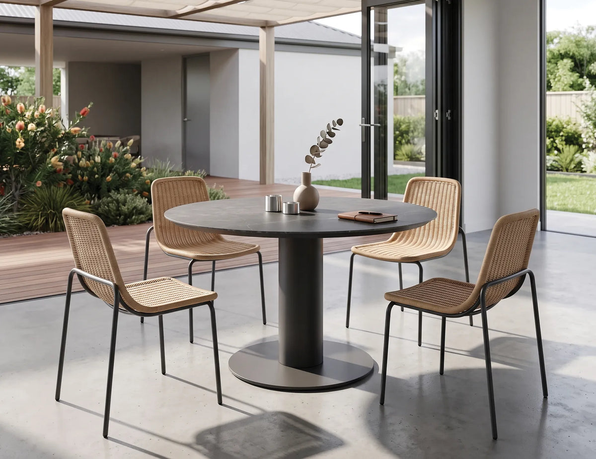 Loma 120cm Outdoor Dining Table