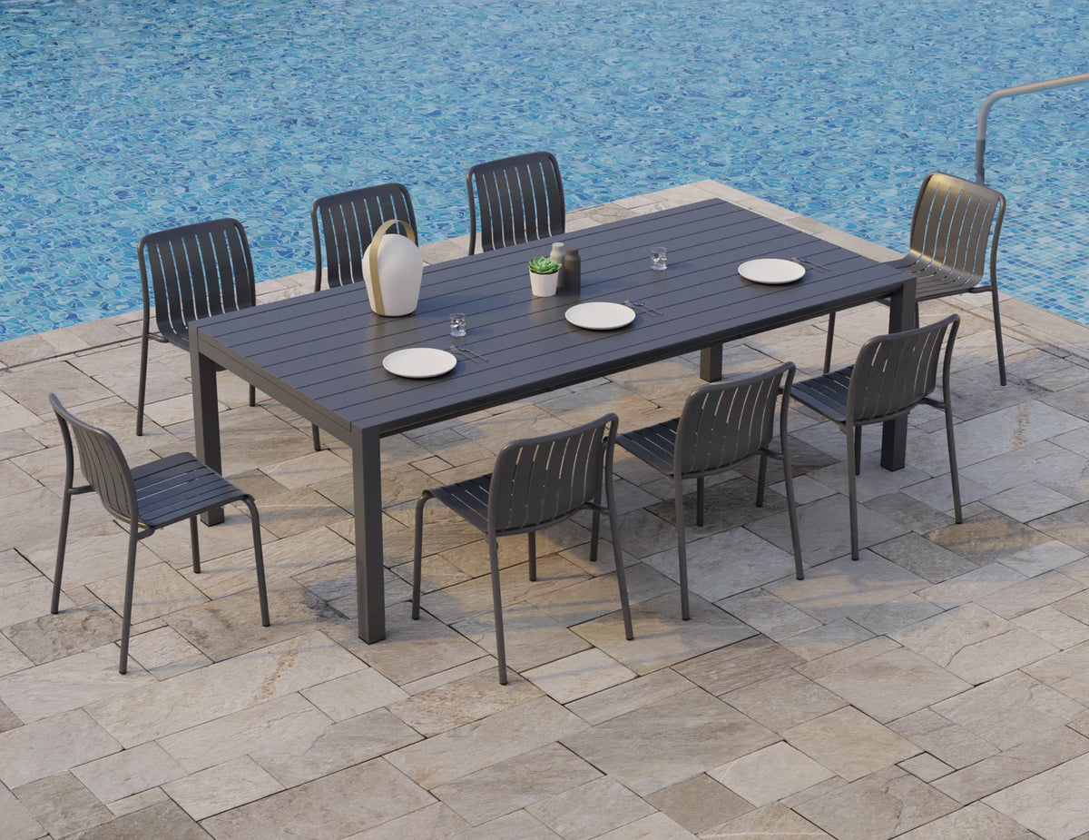 Reflect Outdoor Extendable Dining Table