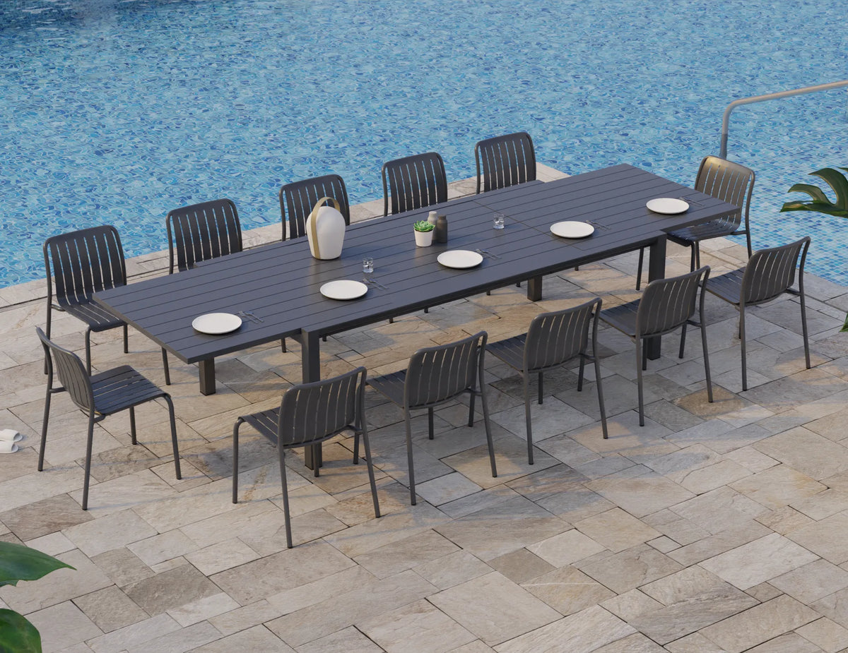 Reflect Outdoor Extendable Dining Table