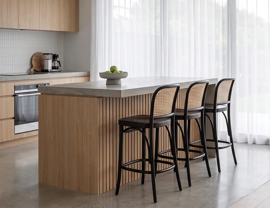 811 Hoffmann 78cm Bar Stool