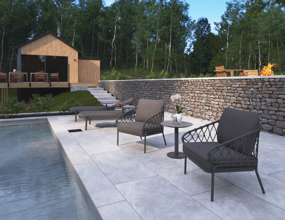 Kara Outdoor Lounge Chair