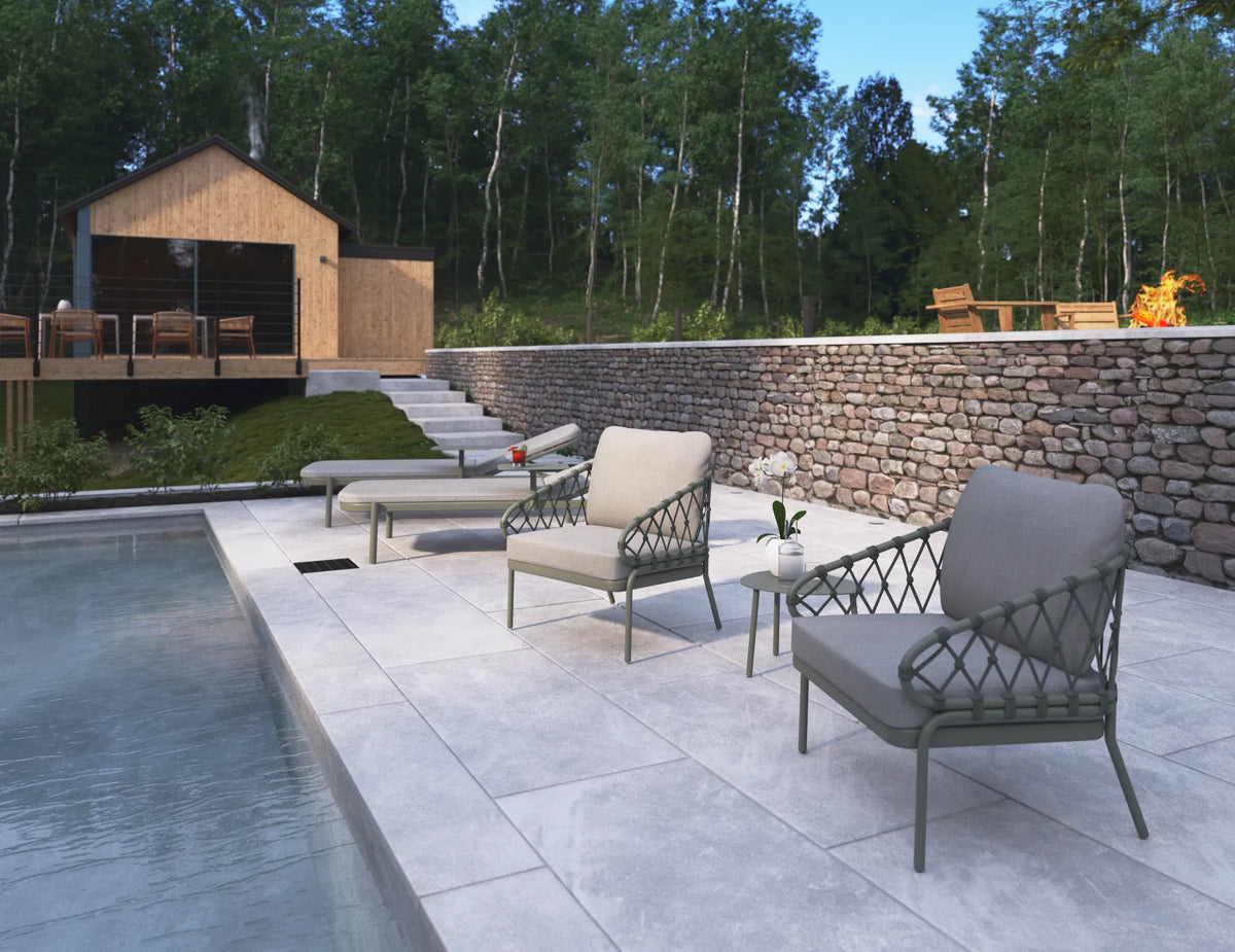 Kara Outdoor Lounge Chair