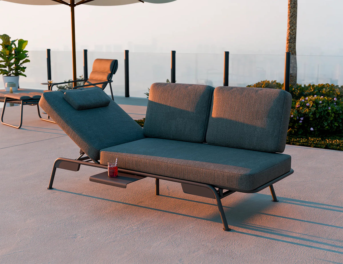Arla Outdoor Sofa