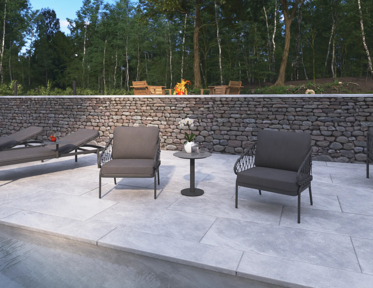 Kara Outdoor Lounge Chair