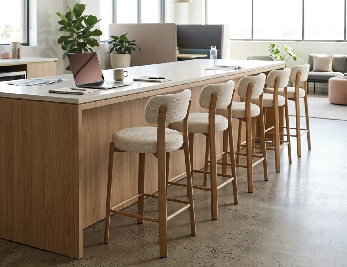 Nodus Kitchen Stool