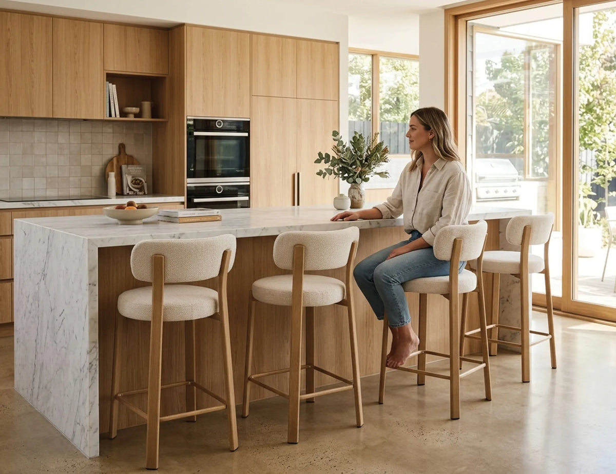 Nodus Kitchen Stool