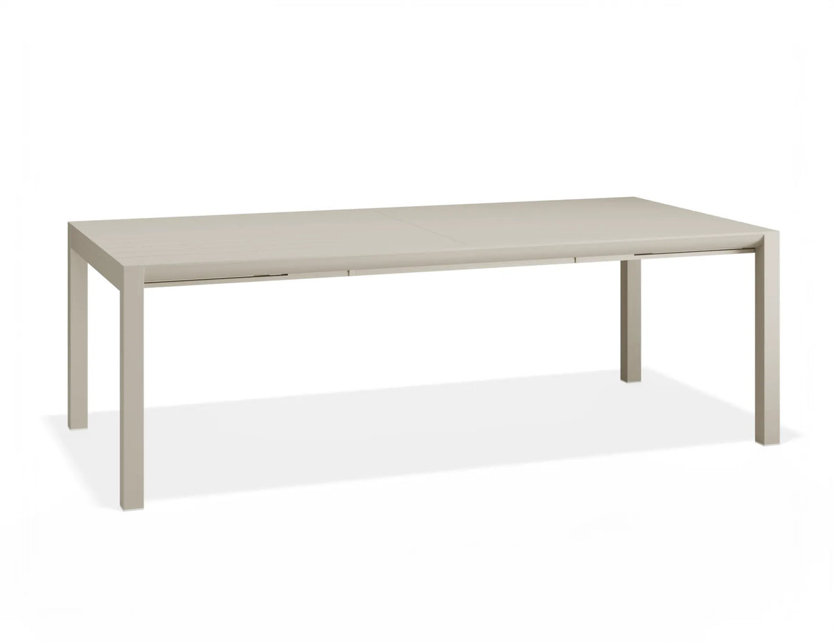 Reflect Outdoor Extendable Dining Table