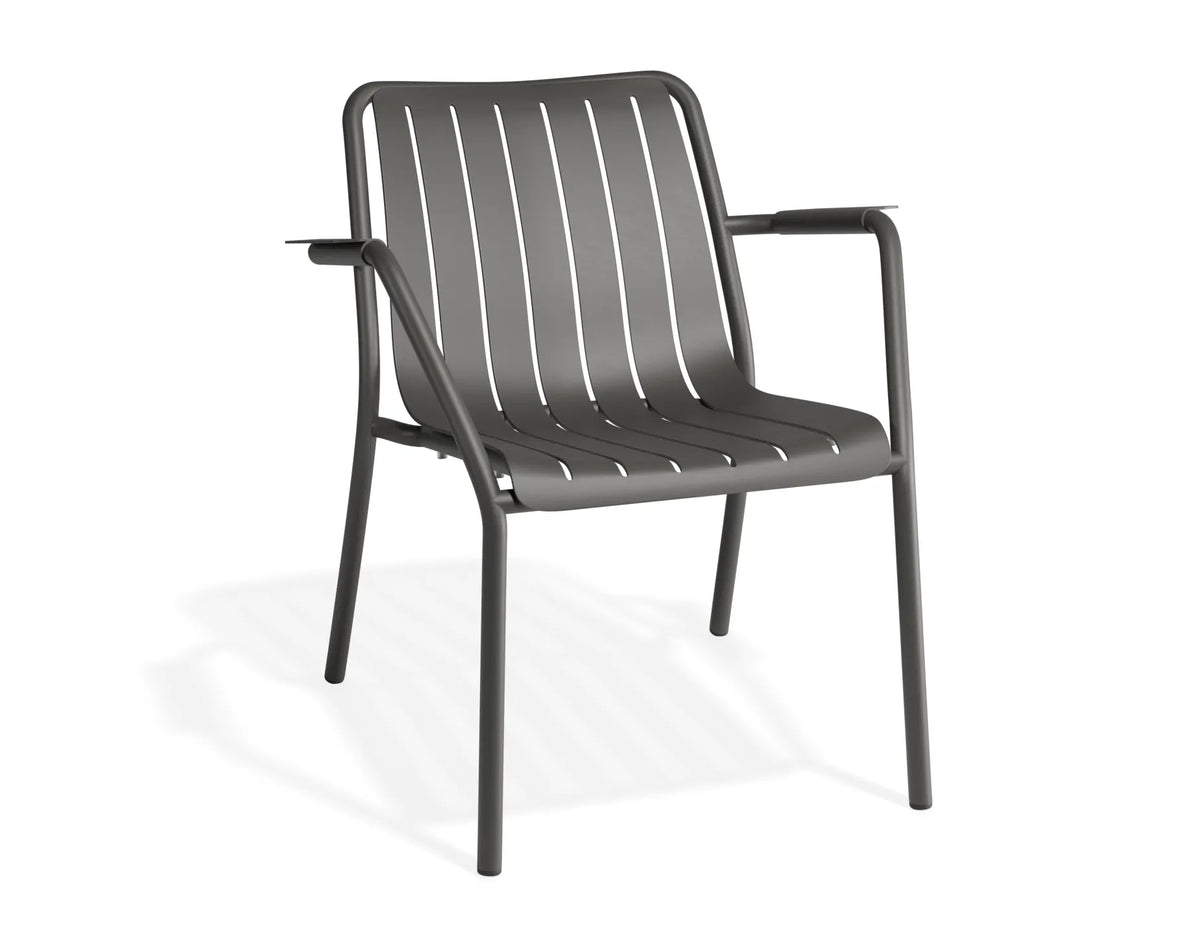 Roku Outdoor Lounge Chair