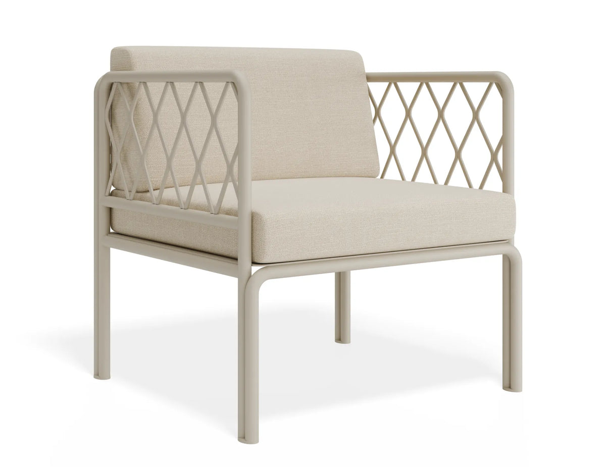 Seville Outdoor Lounge Chair