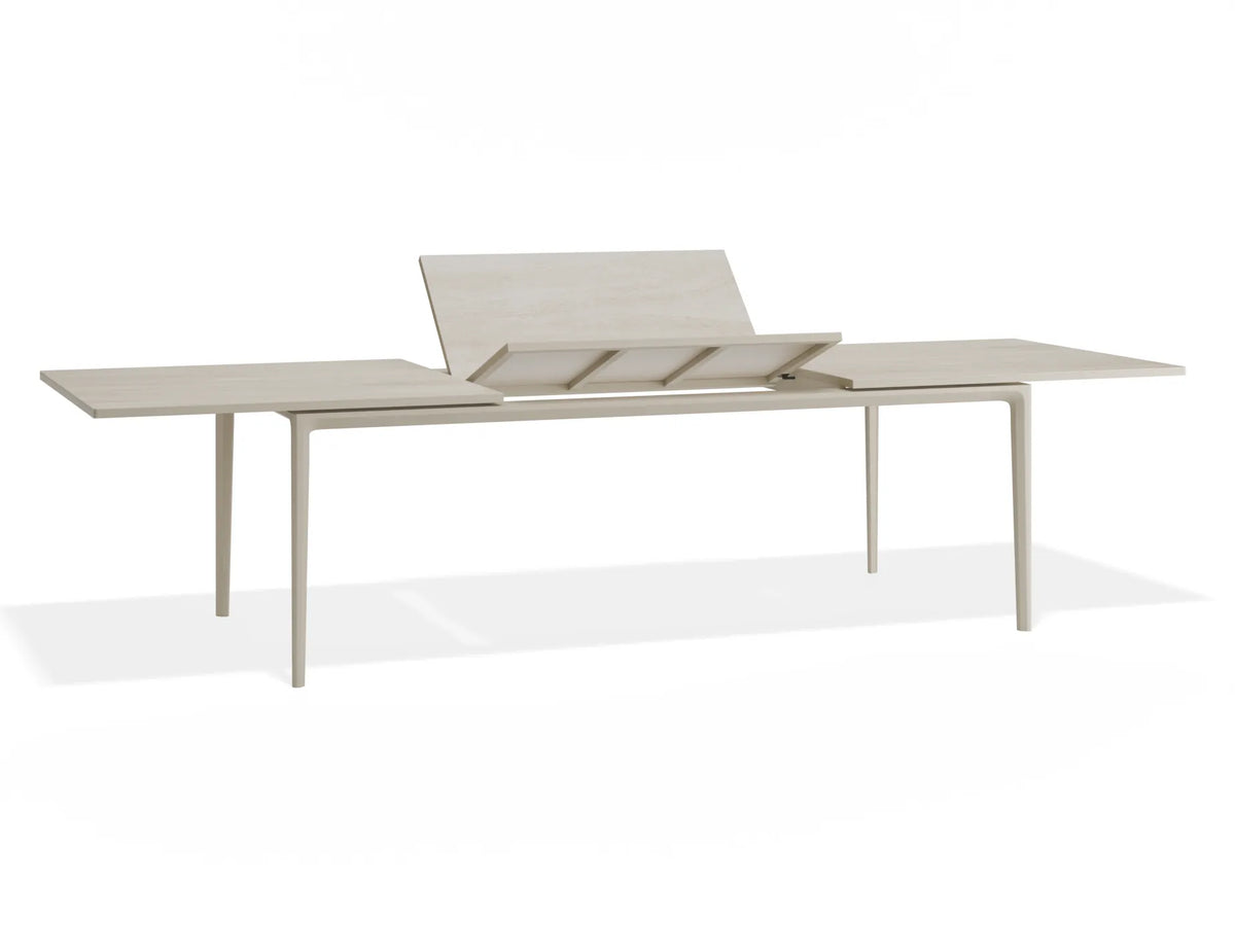 Arken Outdoor Extendable Dining Table