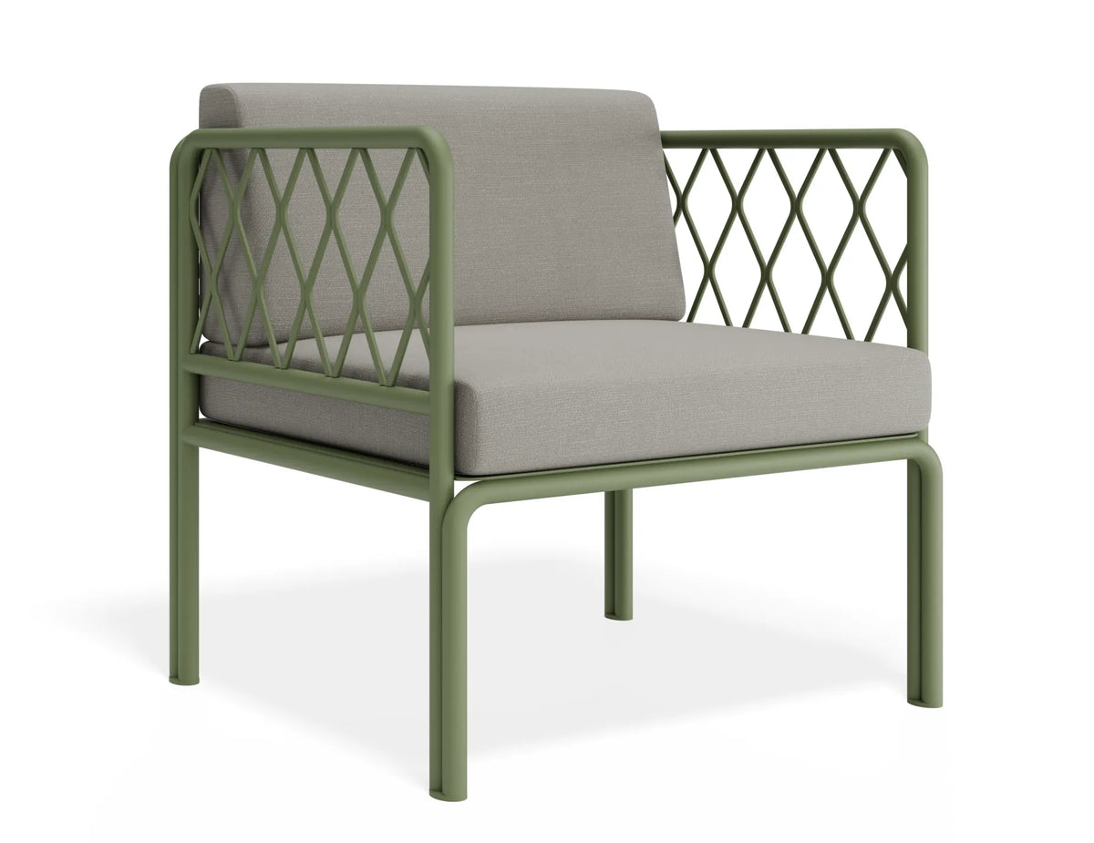 Seville Outdoor Lounge Chair