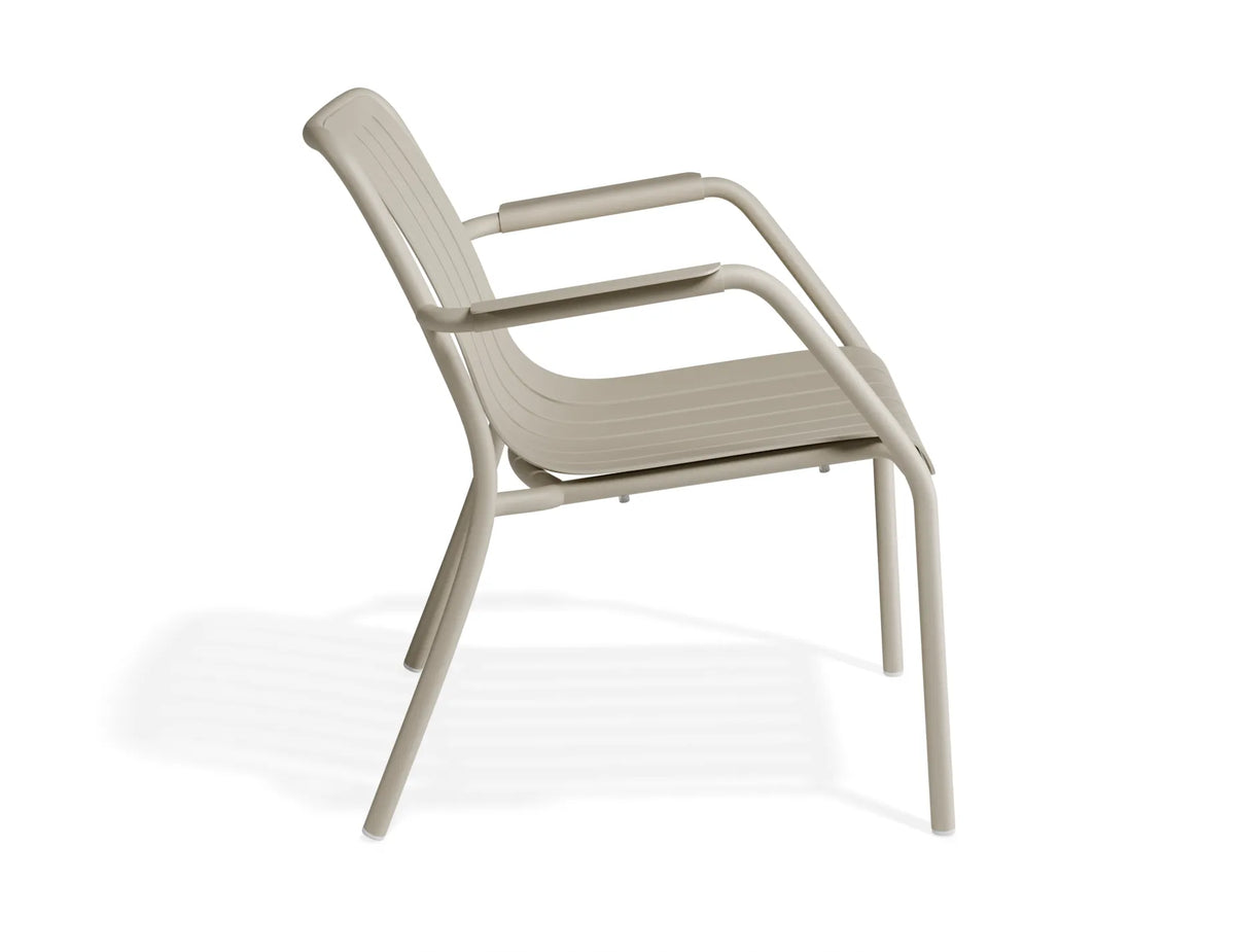 Roku Outdoor Lounge Chair