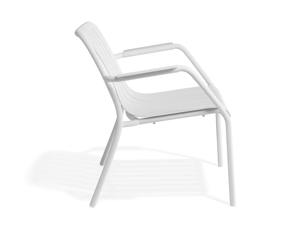 Roku Outdoor Lounge Chair