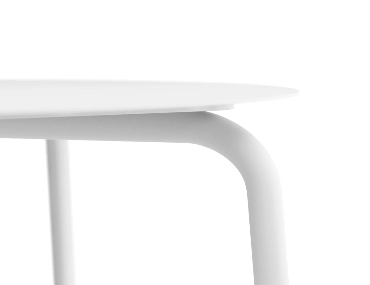 Roku 120cm Outdoor Round Dining Table
