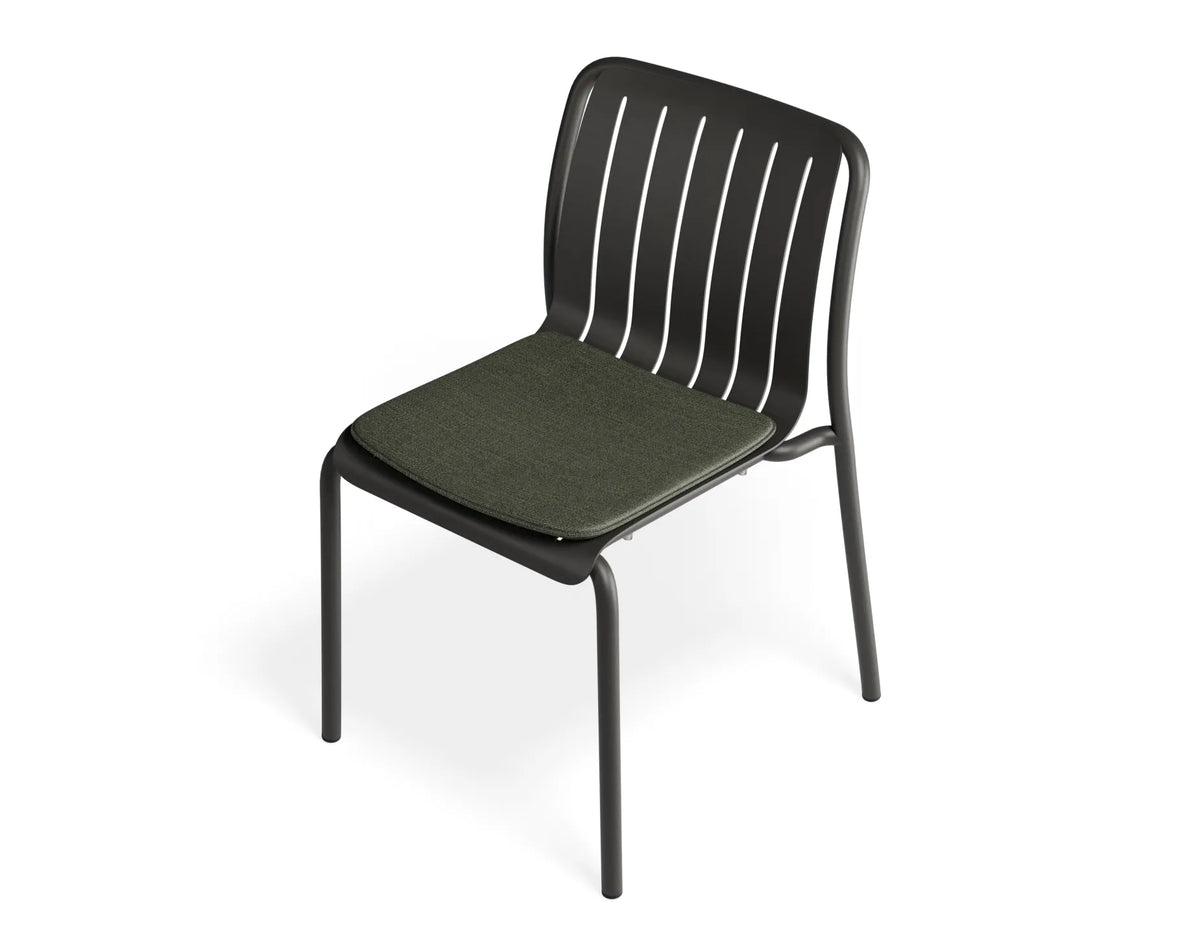Roku Outdoor Dining Chair