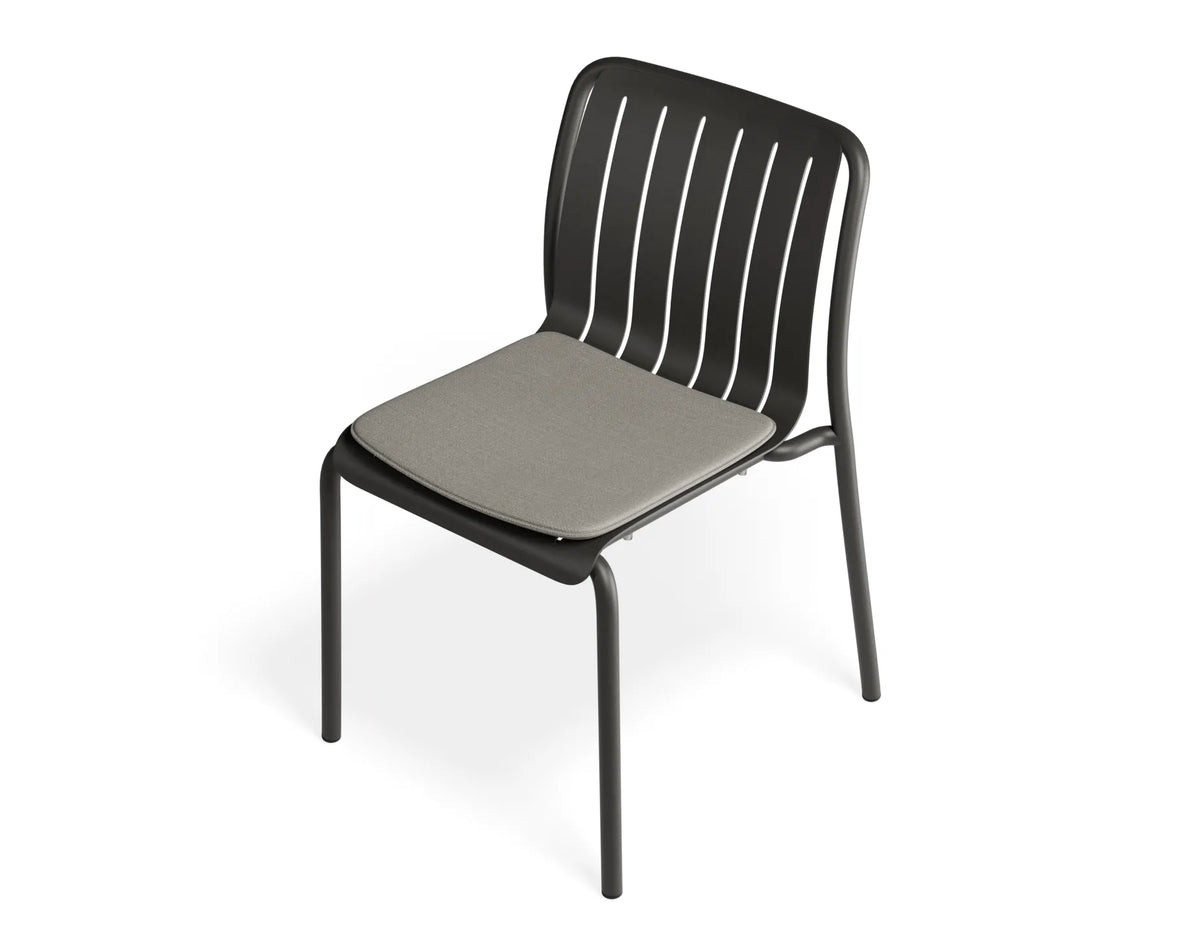 Roku Outdoor Dining Chair