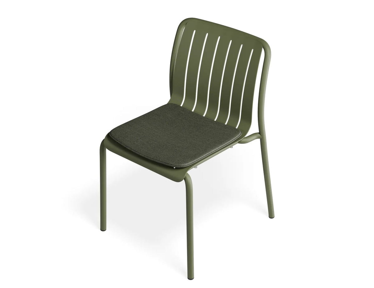Roku Outdoor Dining Chair