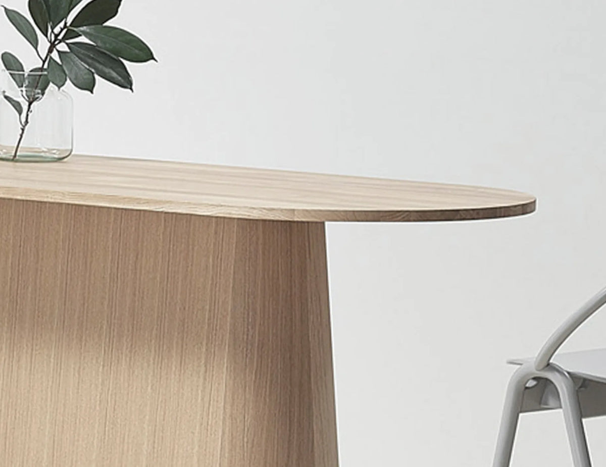 P.O.V. 468 240cm Oval Dining Table