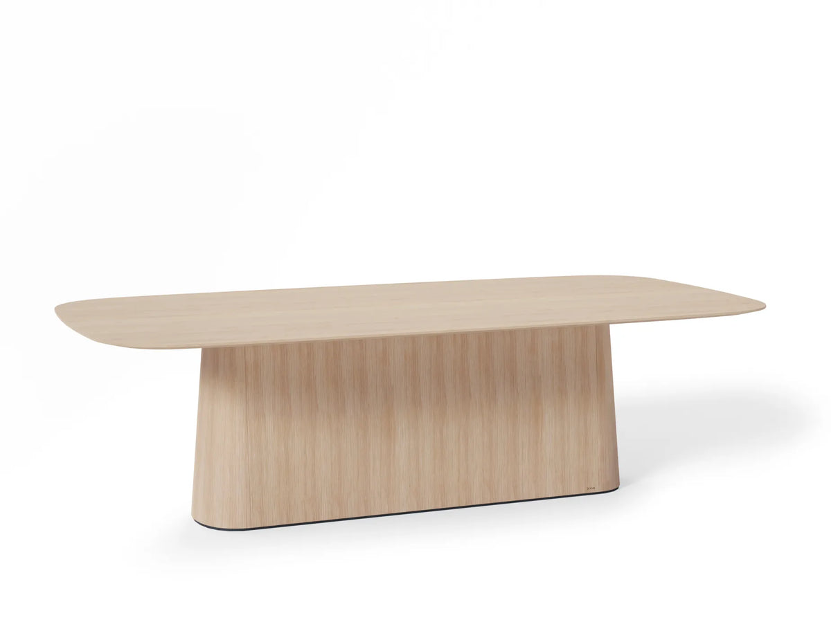 P.O.V. 466 Dining Table