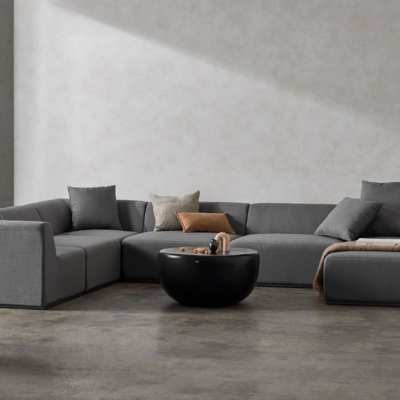 Relax C37 Modular Sofa flanelle round table graphite