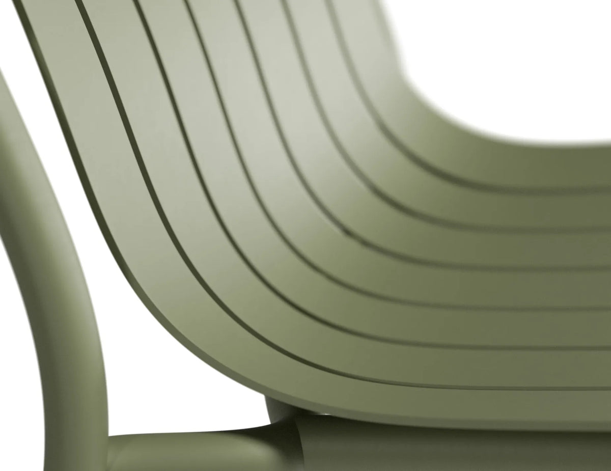 Roku Outdoor Lounge Chair
