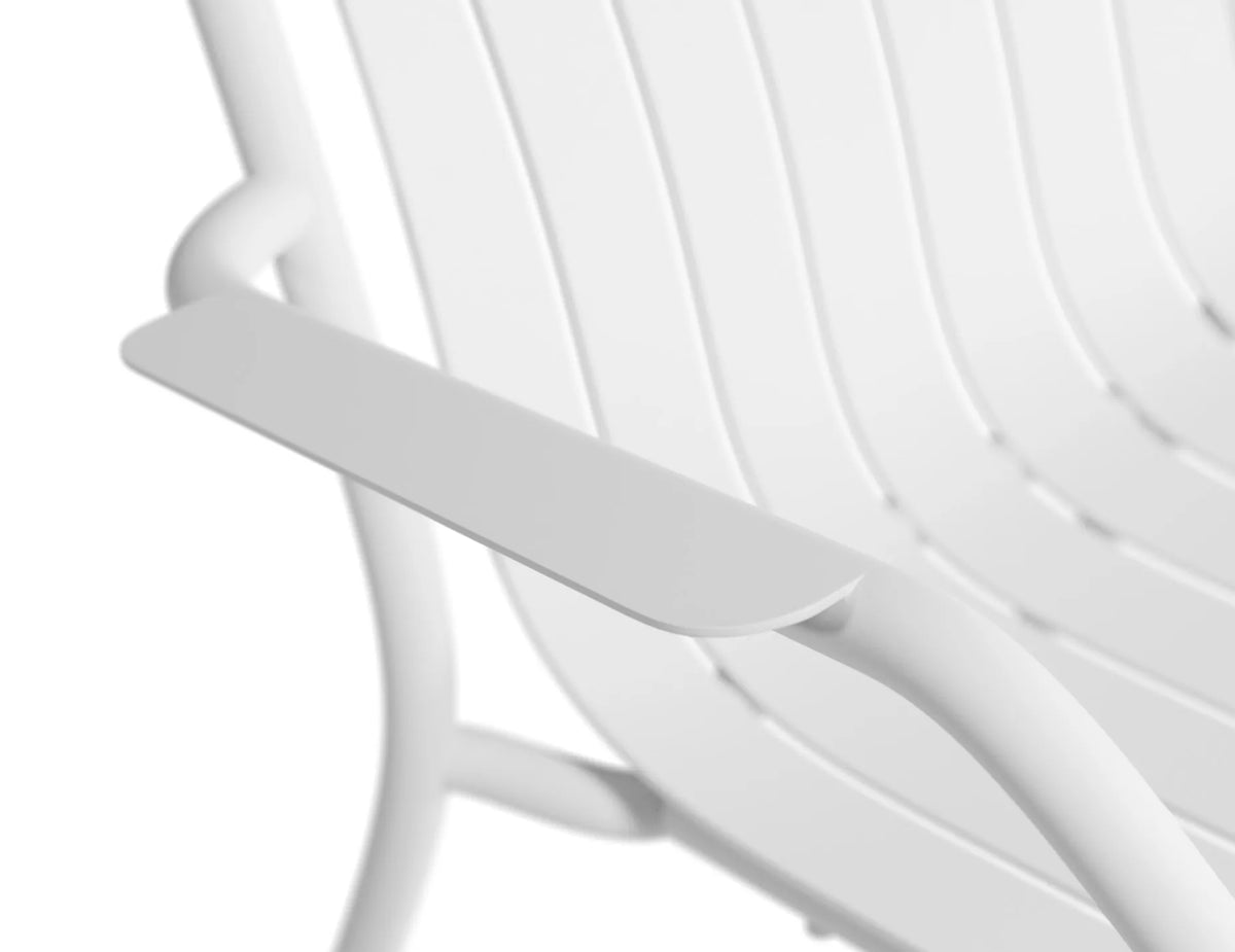 Roku Outdoor Lounge Chair