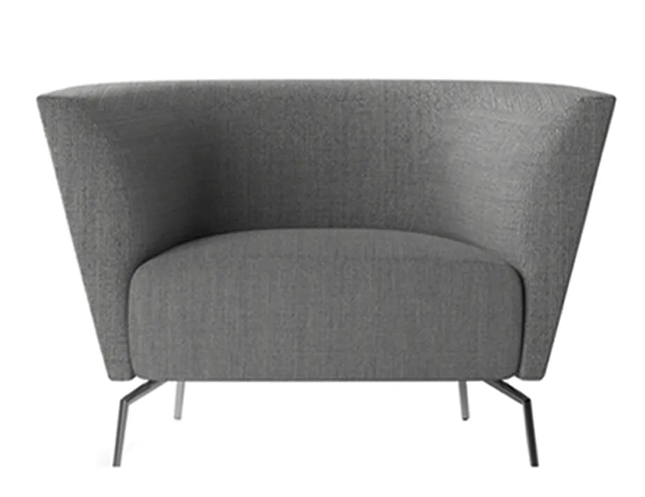 Kap Armchair