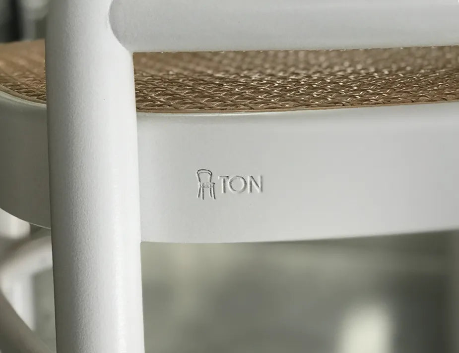 811 Hoffmann Dining Armchair